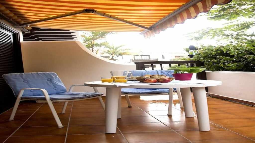 Apartamento con jardín y piscina B Puerto de la Cruz  Exterior foto