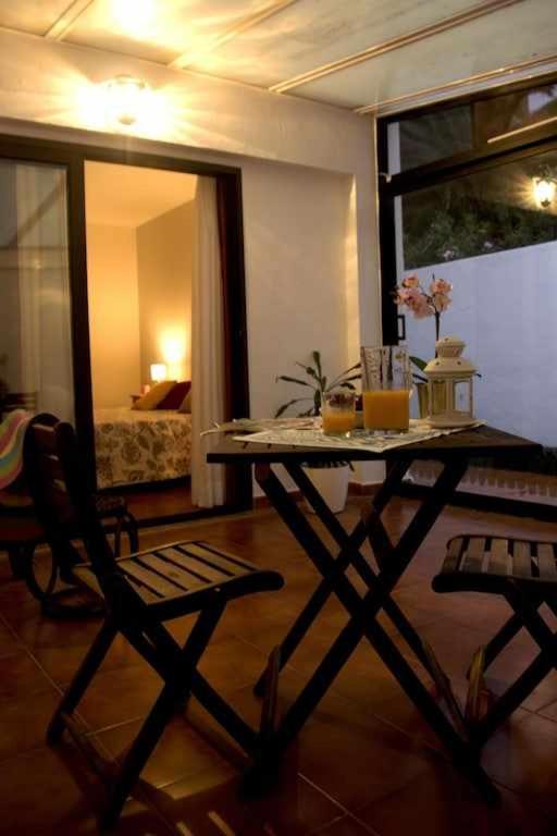 Apartamento con jardín y piscina B Puerto de la Cruz  Exterior foto